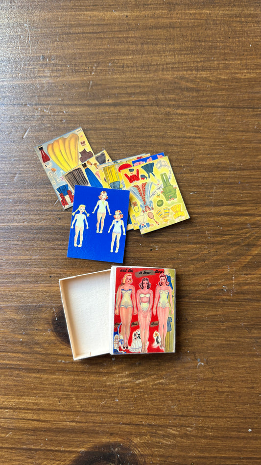Paper dolls